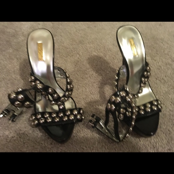 Report Signature Studded Heels Size 7 - Picture 4 of 5